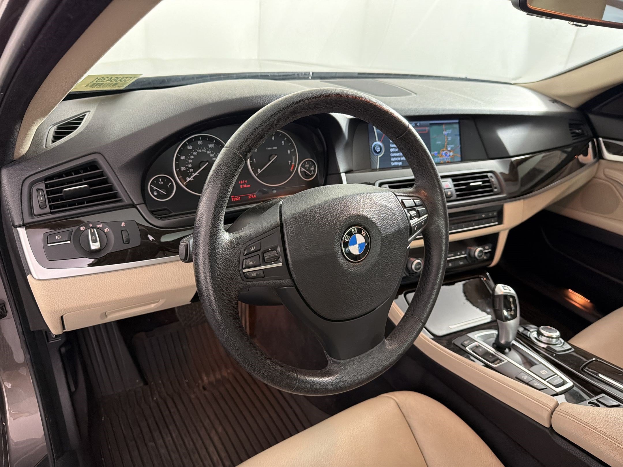 Used 2012 BMW 535i xDrive Sedan AWD/4WD image 4