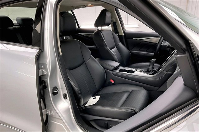 Used 2019 INFINITI Q50 Signature Edition w/ Cargo Package (L96) image 7