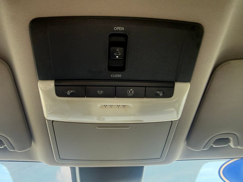 Used 2020 Nissan Altima 2.5 SR w/ Premium Package FWD image 31