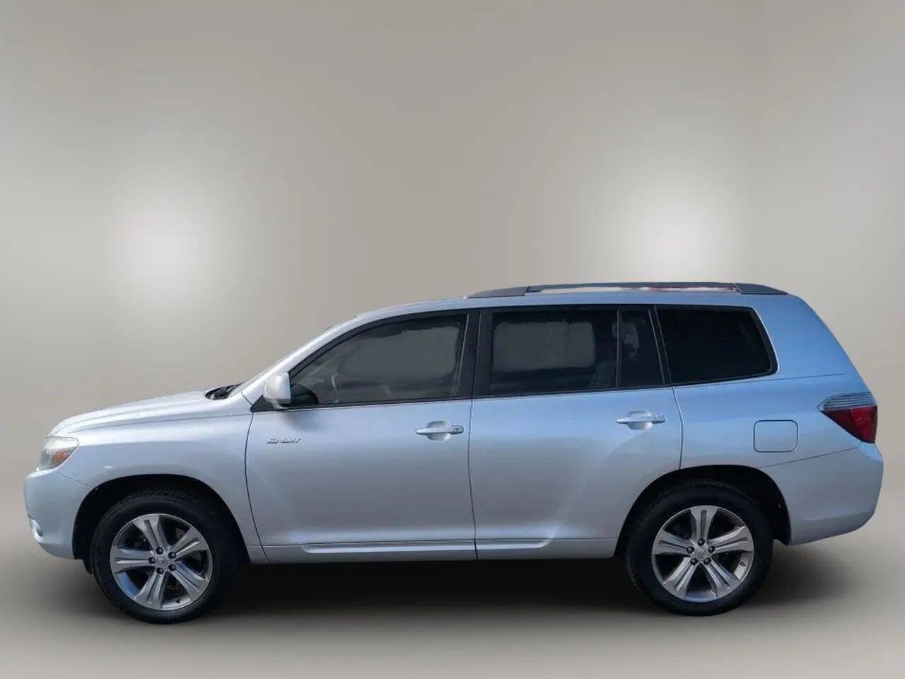 Used 2010 Toyota Highlander Sport AWD/4WD image 4