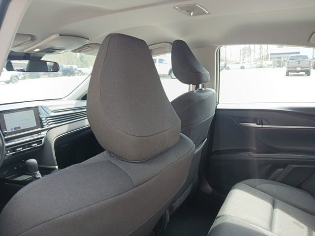Used 2025 Toyota Camry LE image 10