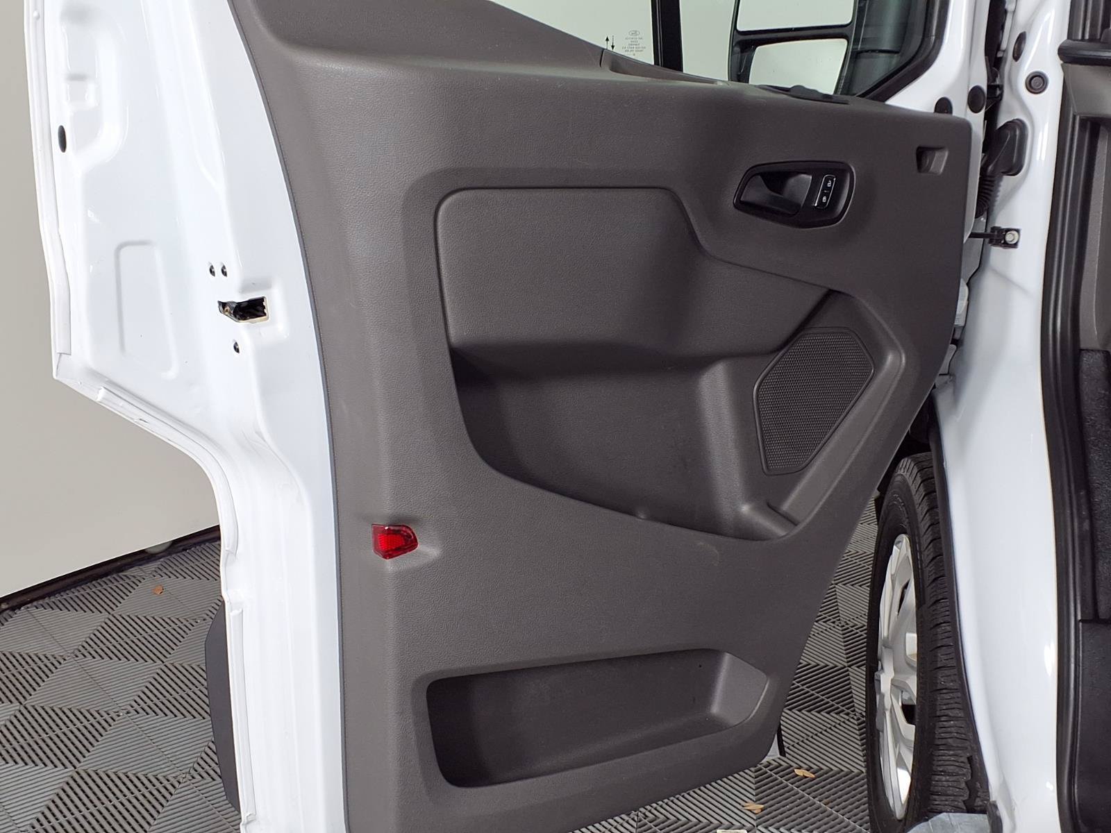 Used 2025 Ford Transit 250 Low Roof w/ Exterior Upgrade Package RWD image 21