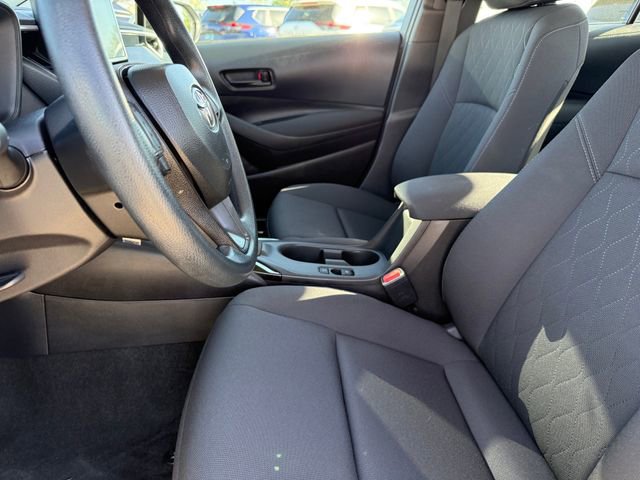 Used 2025 Toyota Corolla LE FWD image 13