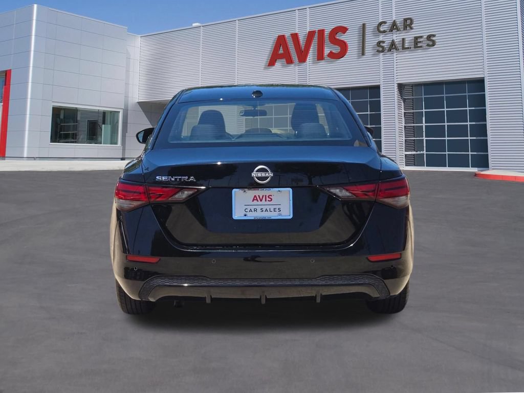 Used 2025 Nissan Sentra SV FWD image 5