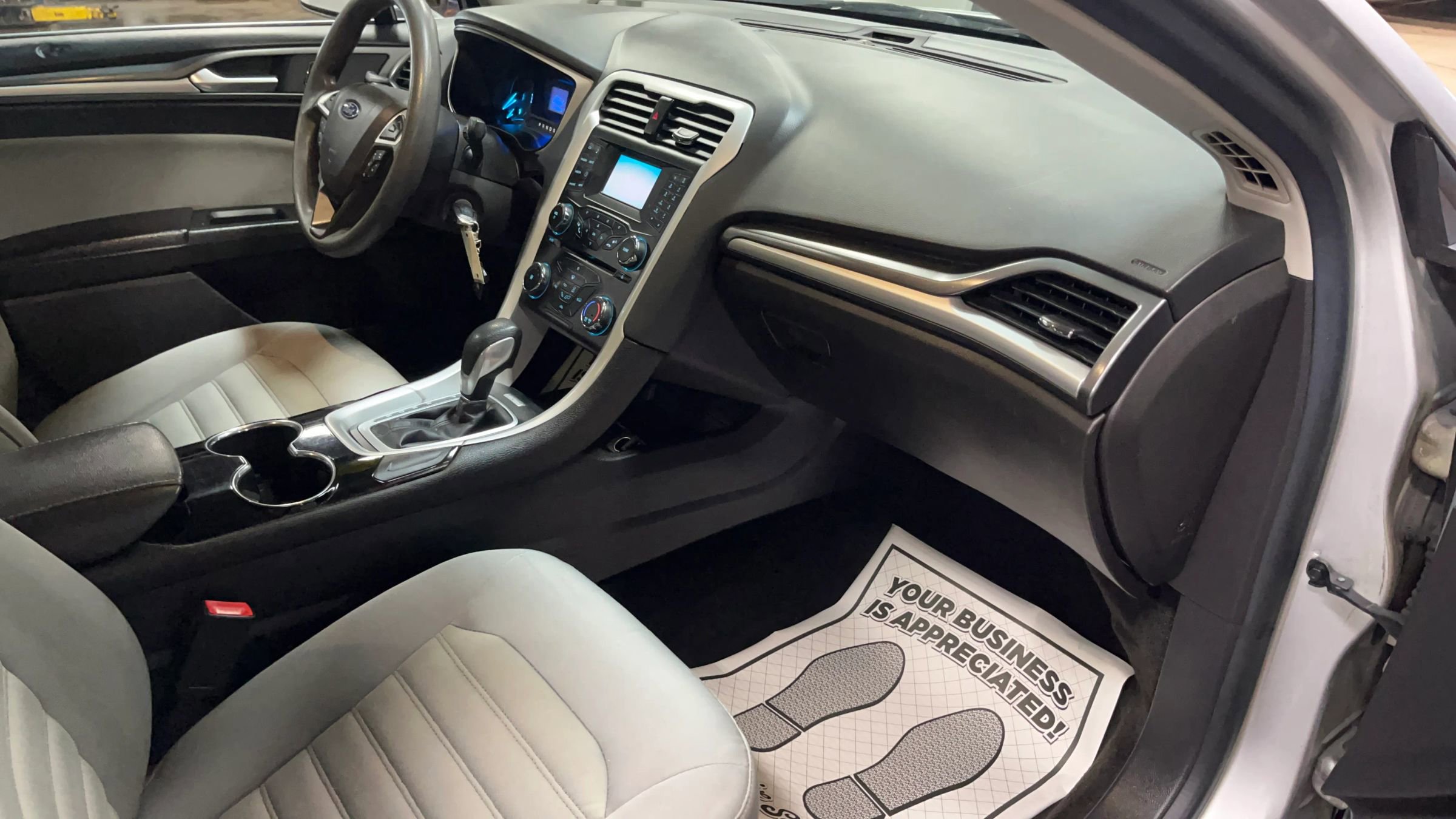 Used 2014 Ford Fusion S image 15