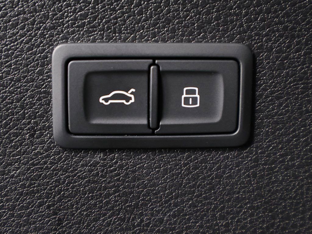 Used 2023 Audi Q5 2.0T Premium Plus w/ Premium Plus Package image 18