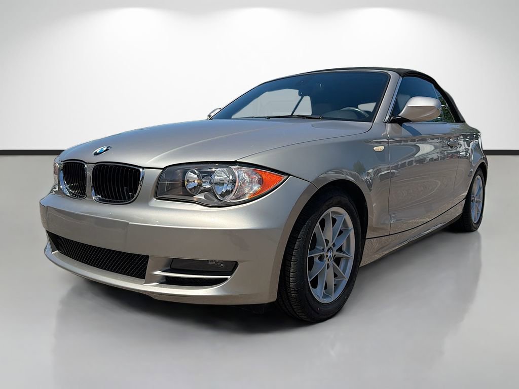 Used 2011 BMW 128i Convertible image 7
