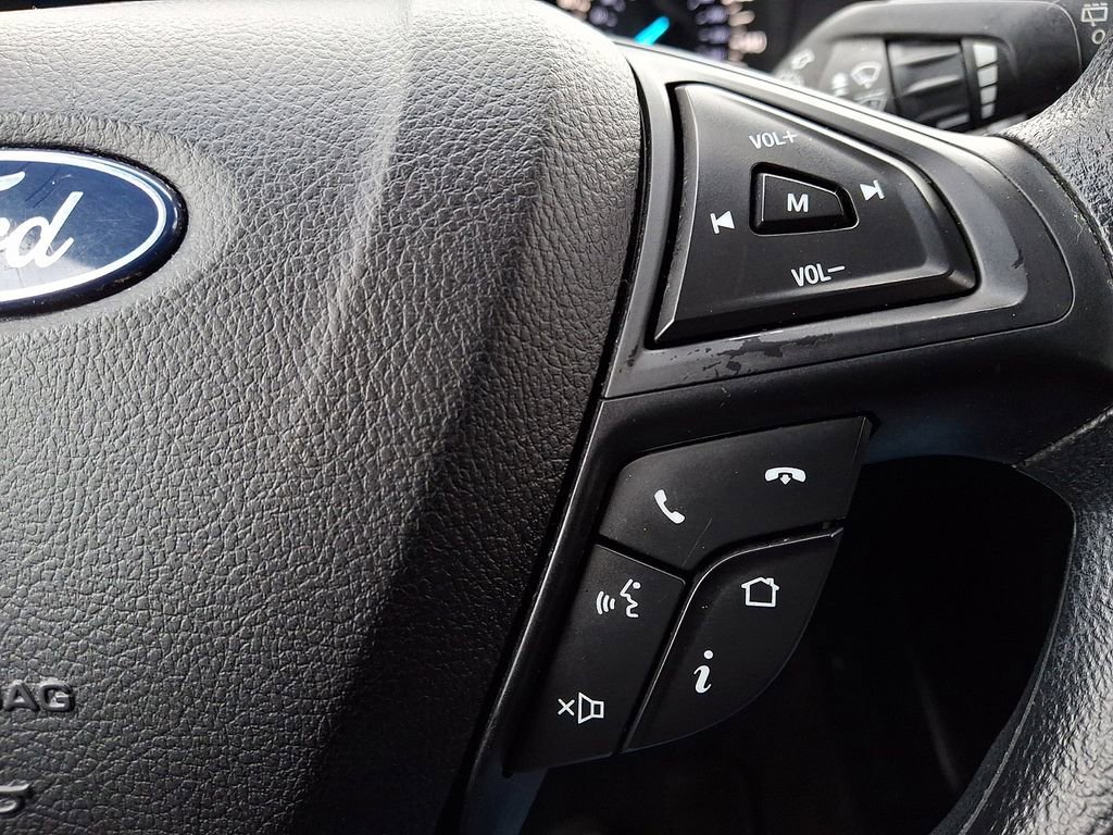 Certified 2020 Ford Edge SE image 21