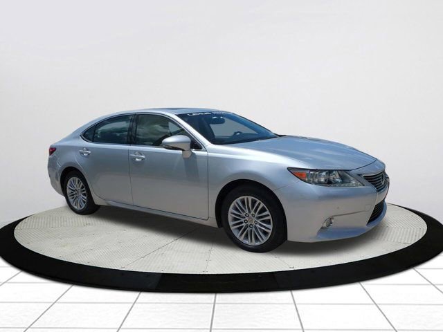 Used 2013 Lexus ES 350 w/ Luxury Pkg image 1