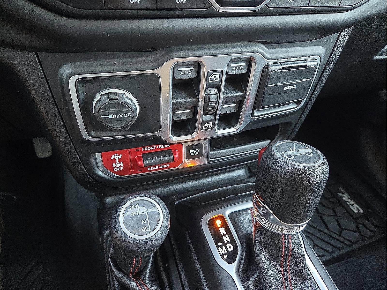 Used 2018 Jeep Wrangler Unlimited Rubicon image 20