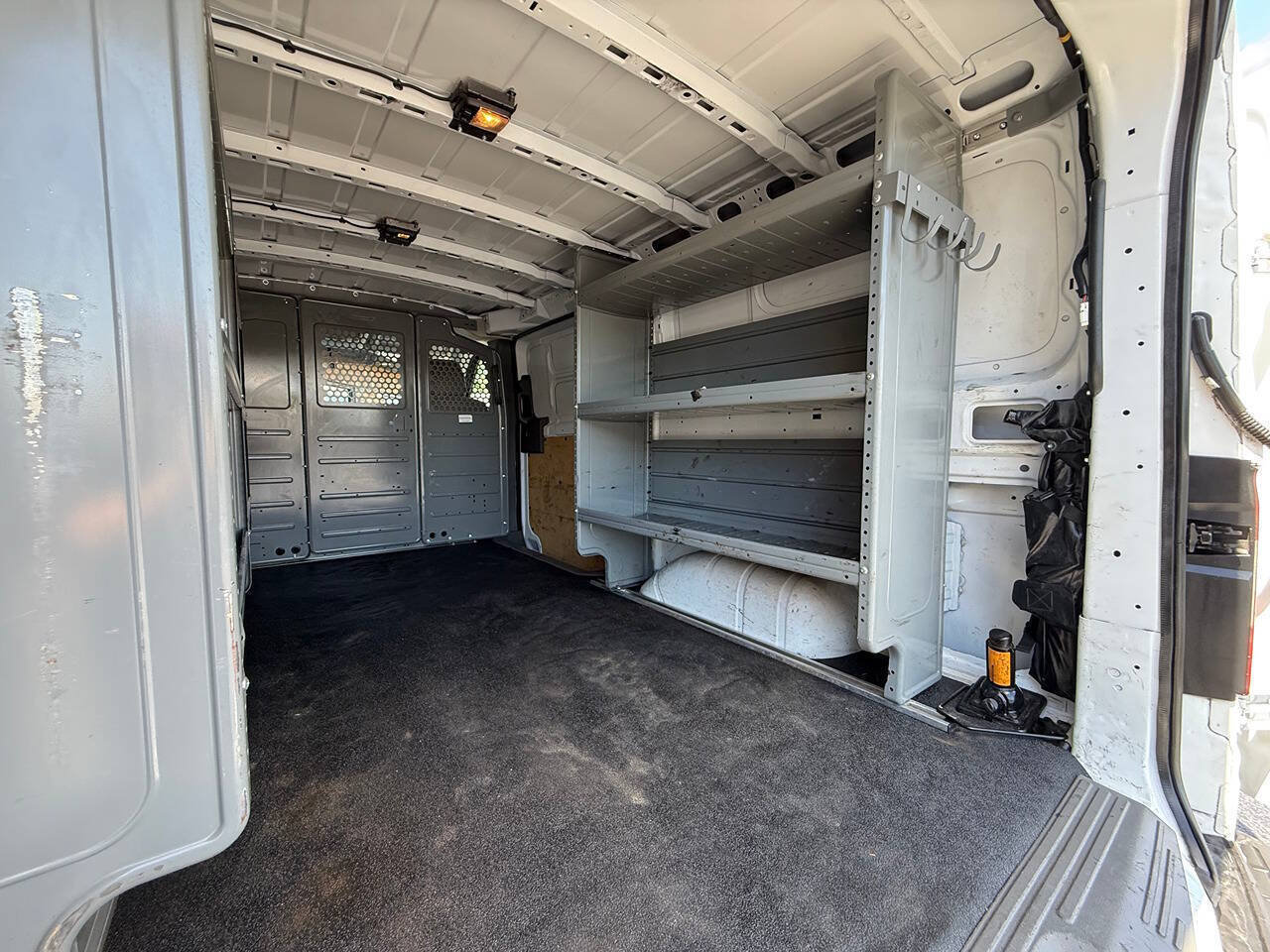 Used 2021 Nissan NV 2500 S RWD image 13