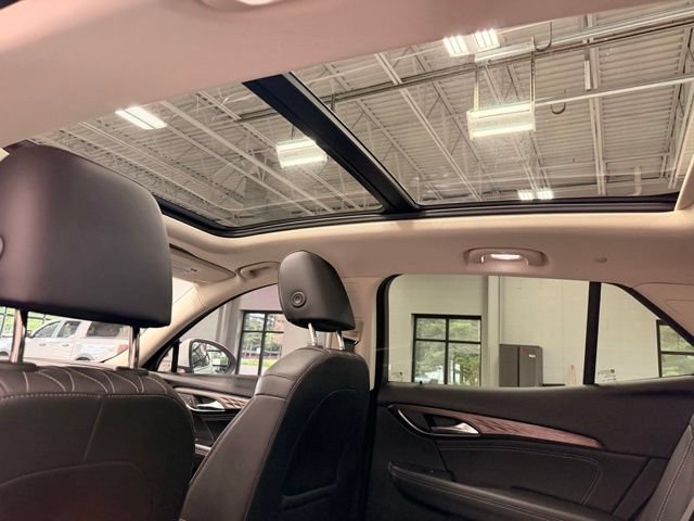 Used 2023 Buick Envision Avenir AWD/4WD image 19