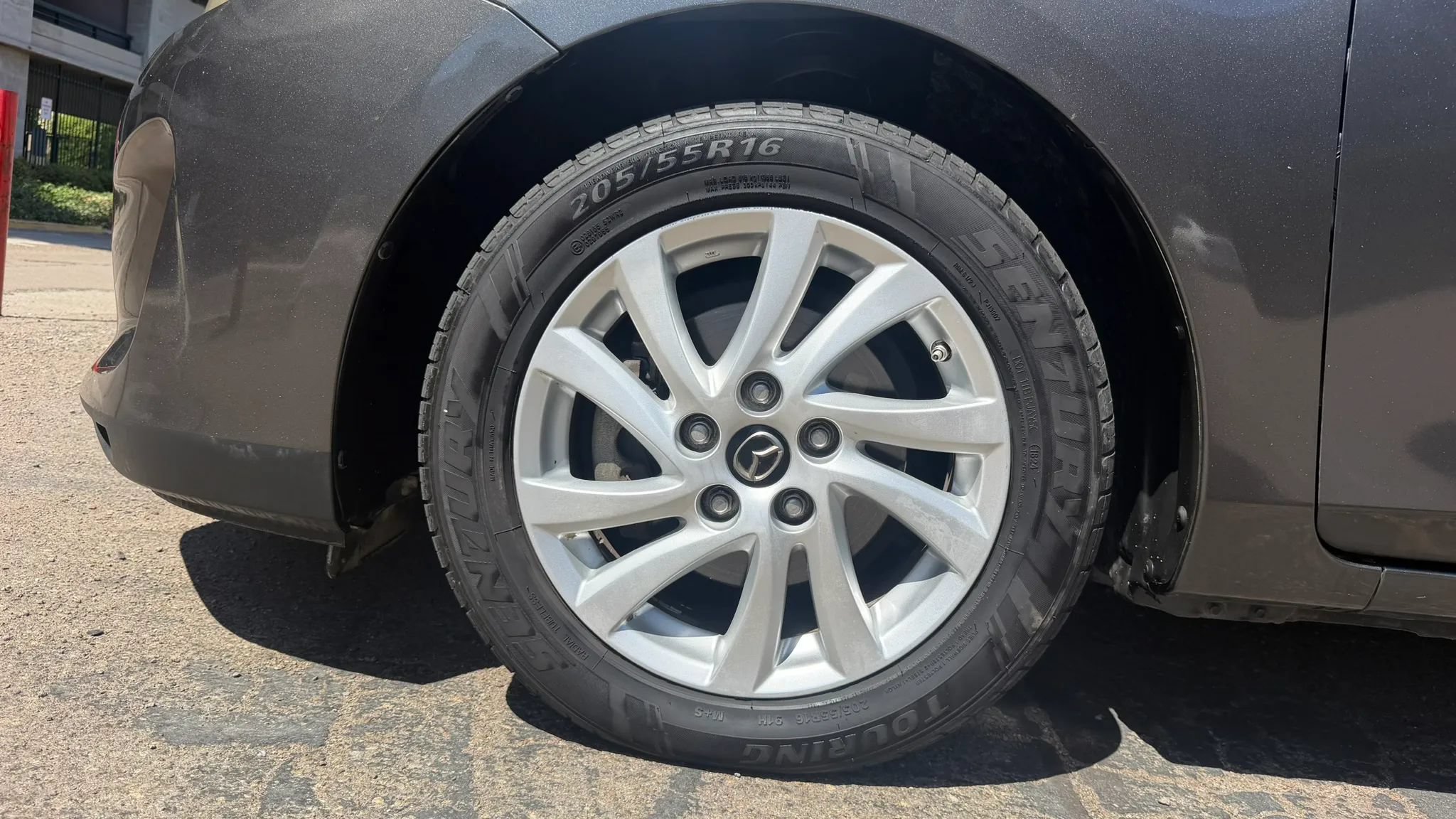 Used 2013 MAZDA MAZDA3 i Touring FWD image 9