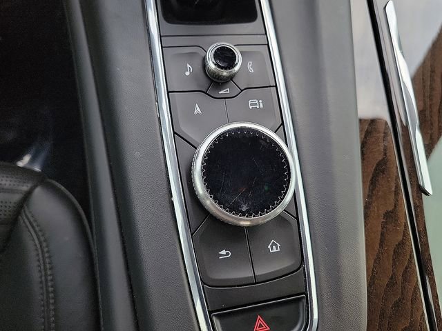 Used 2024 Cadillac Escalade Sport Platinum w/ LPO, ONYX Package AWD/4WD image 27