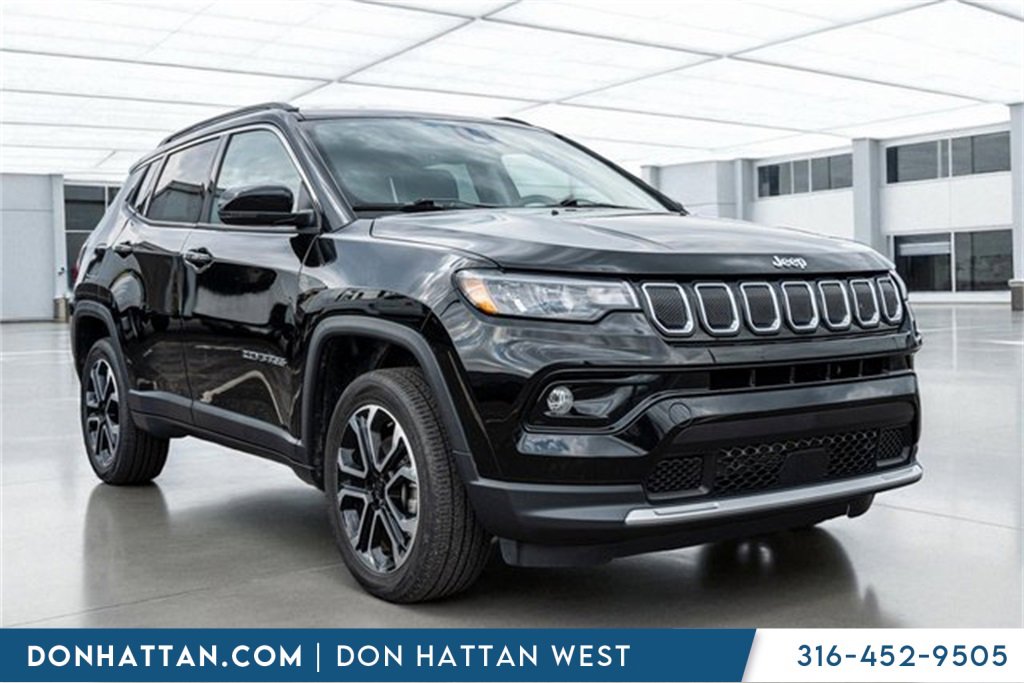 Used 2022 Jeep Compass Limited image 37