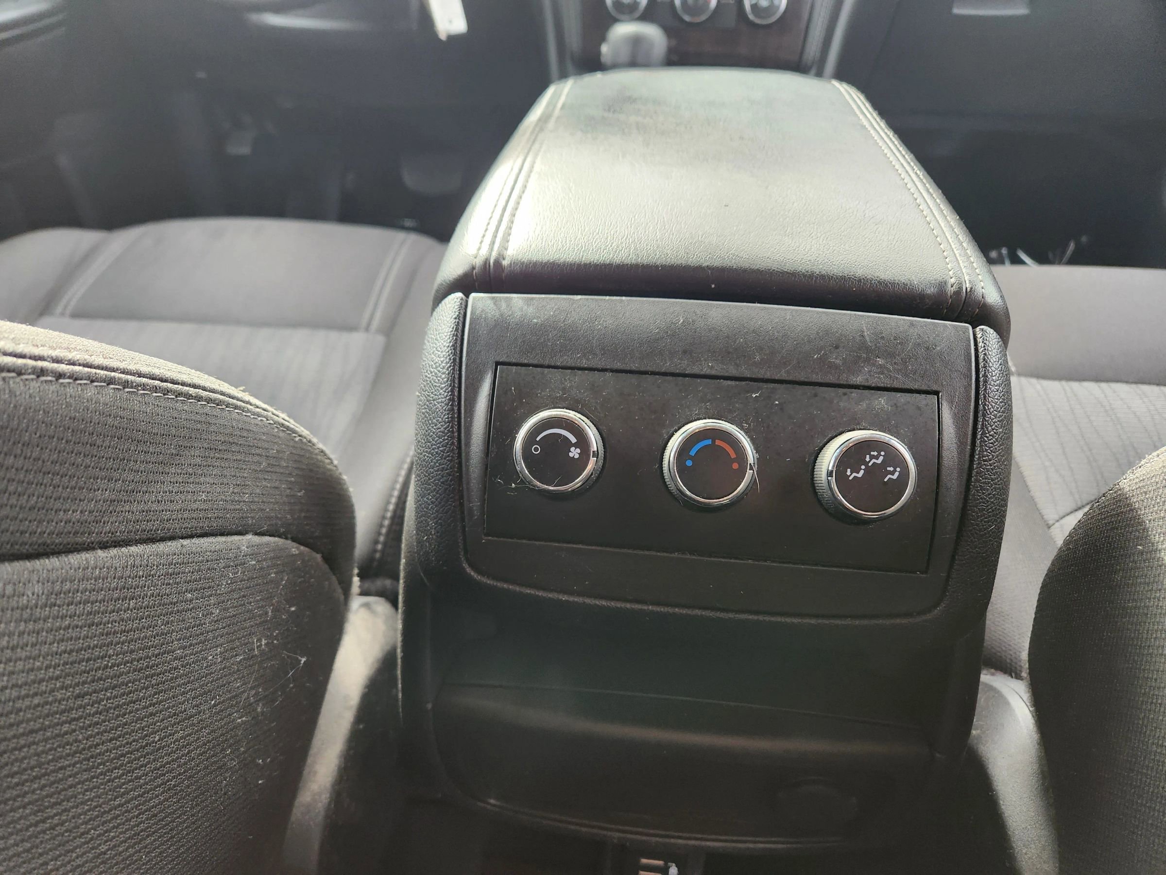 Used 2017 Chevrolet Traverse LT w/ Style and Technology Package image 30