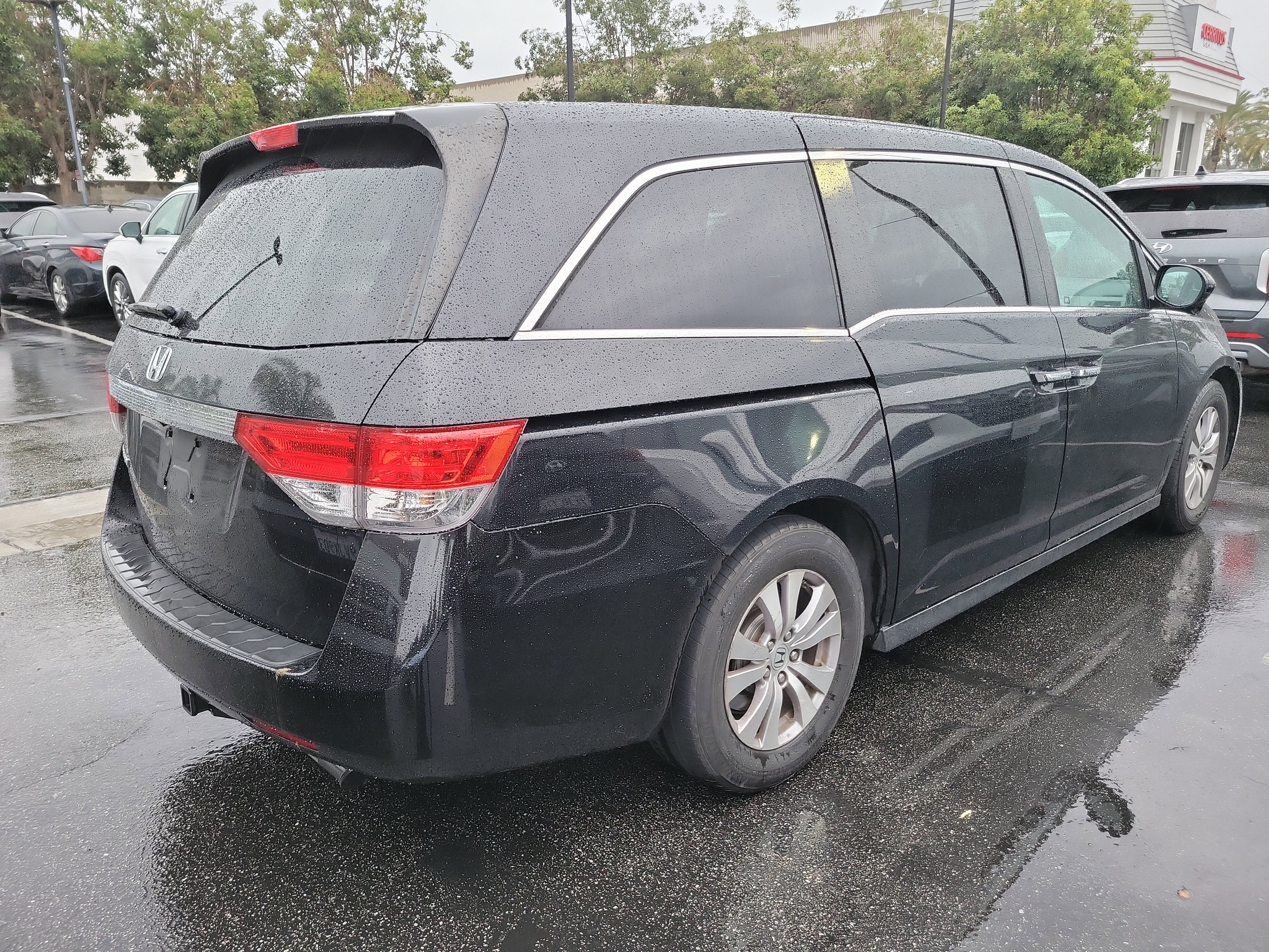 Used 2016 Honda Odyssey EX-L image 3
