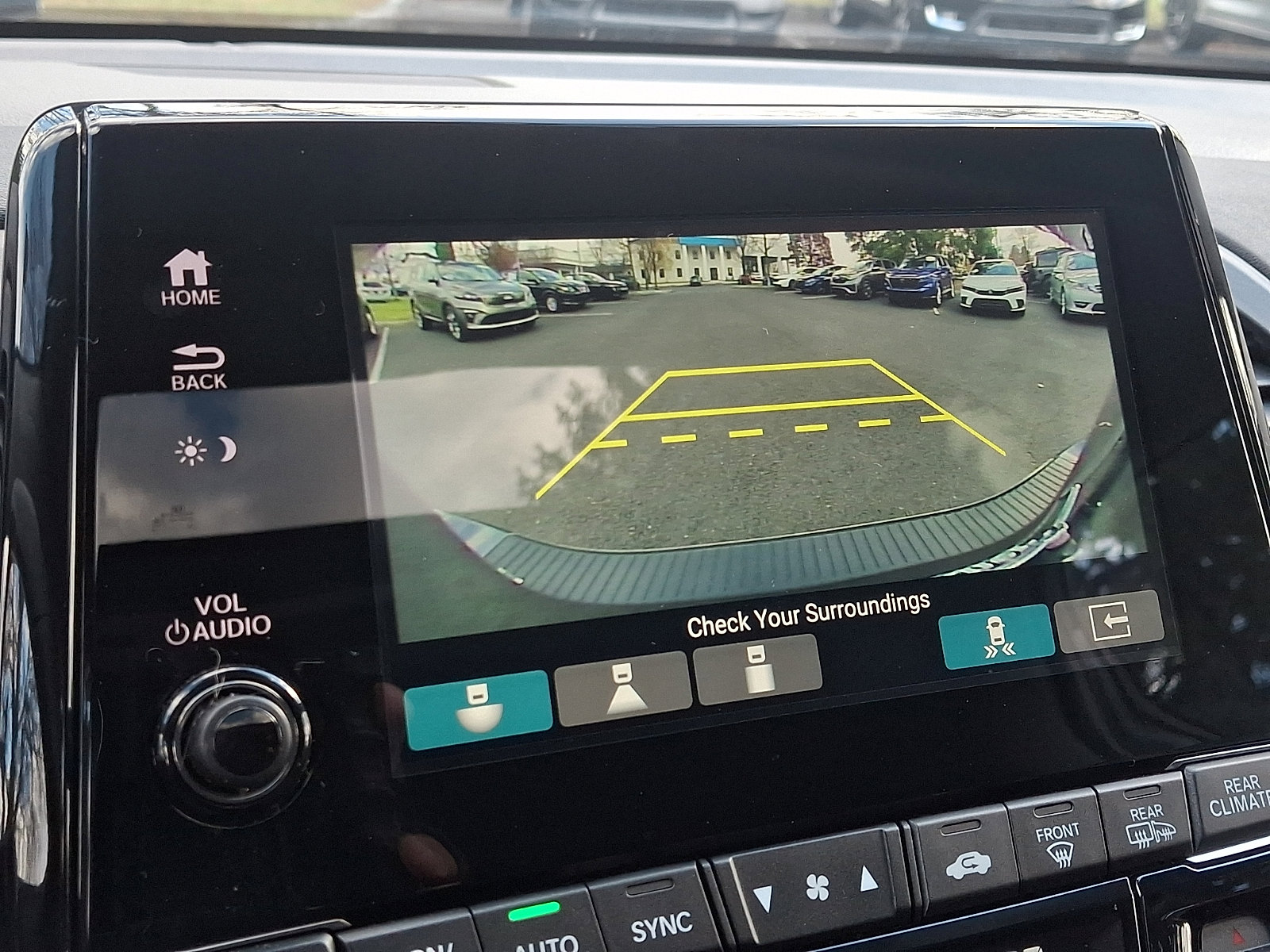 Certified 2024 Honda Odyssey Touring image 19