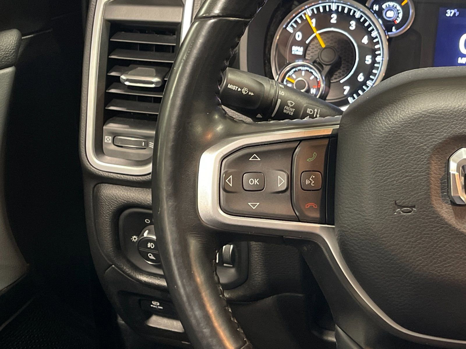 Used 2021 RAM 1500 Big Horn image 25