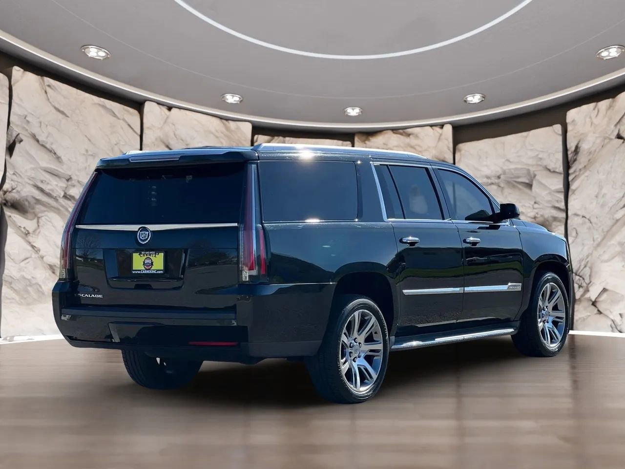 Used 2015 Cadillac Escalade ESV Luxury image 5
