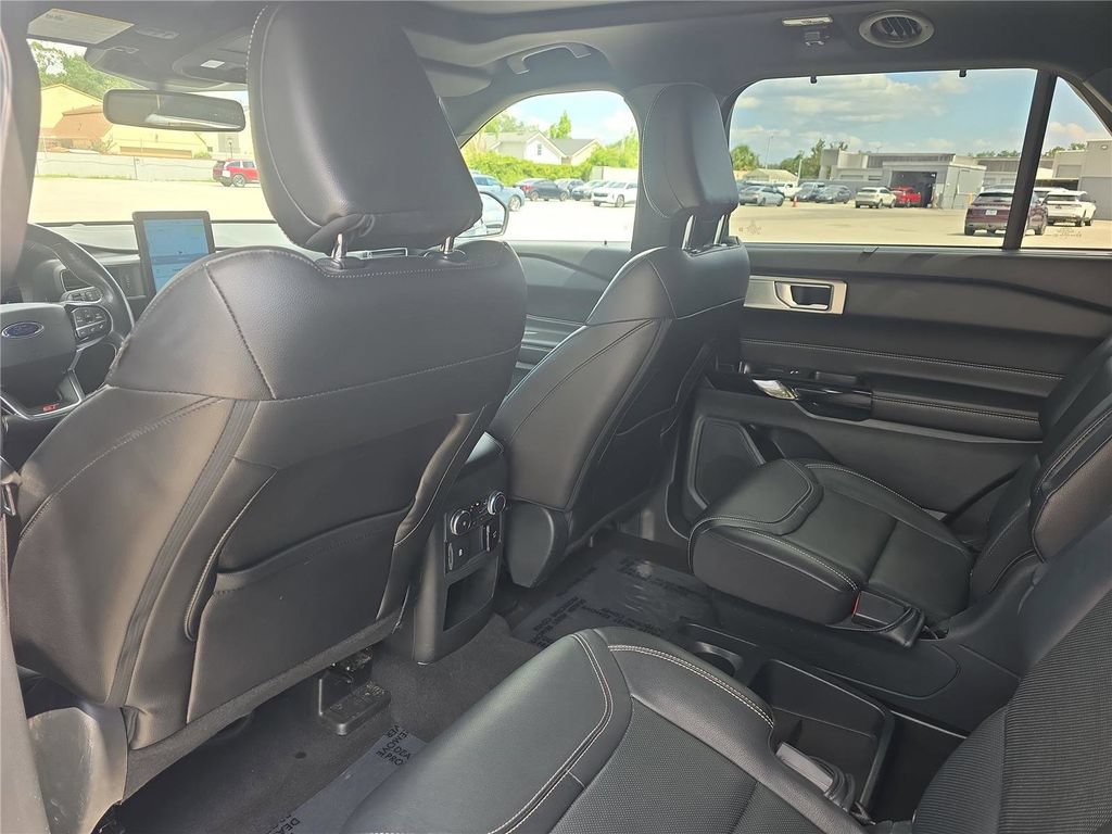 Used 2021 Ford Explorer ST w/ Equipment Group 401A AWD/4WD image 11