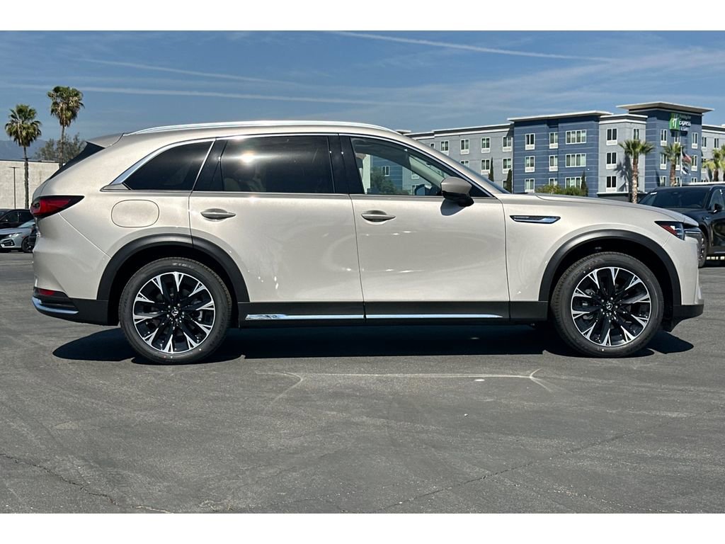 New 2026 MAZDA CX-90 Plug-In Hybrid w/ Premium Plus image 4
