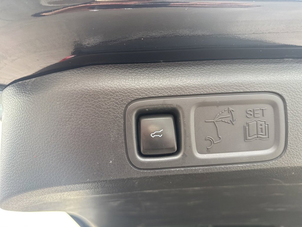 Used 2022 Ford Expedition XLT image 30