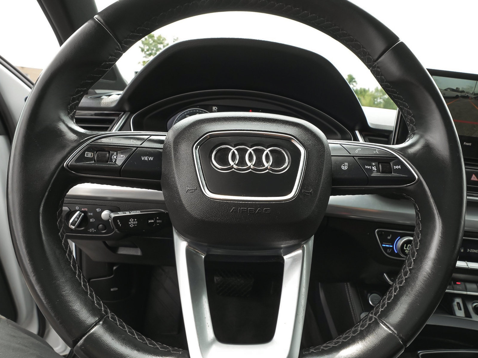 Used 2023 Audi Q5 2.0T Prestige w/ Prestige Package AWD/4WD image 18
