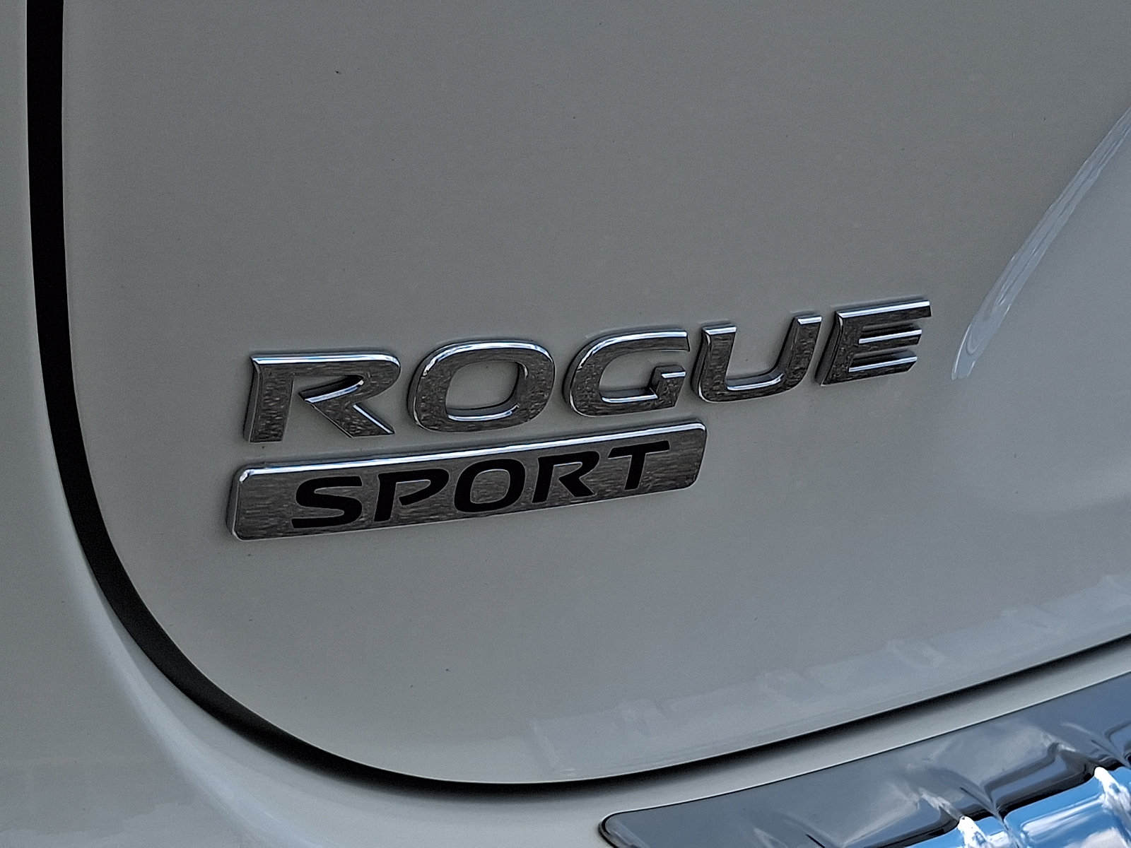 Certified 2022 Nissan Rogue Sport SL AWD/4WD image 30