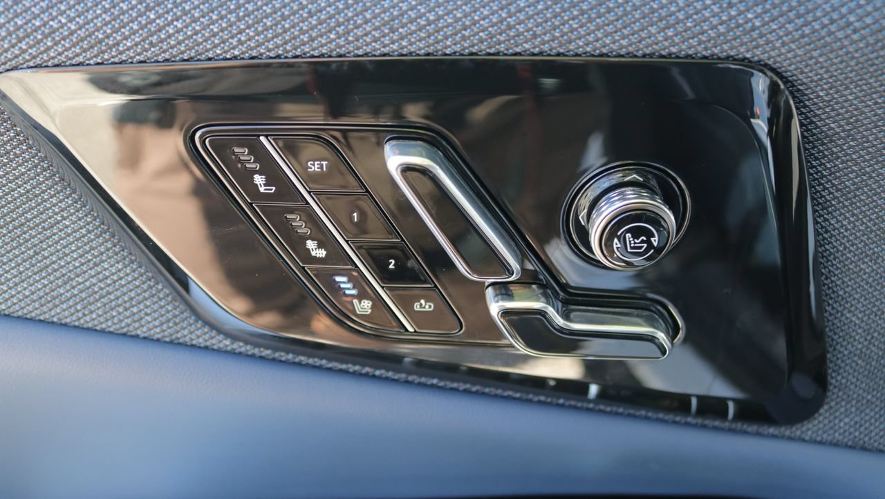 New 2027 Cadillac Optiq Premium Sport AWD/4WD image 11