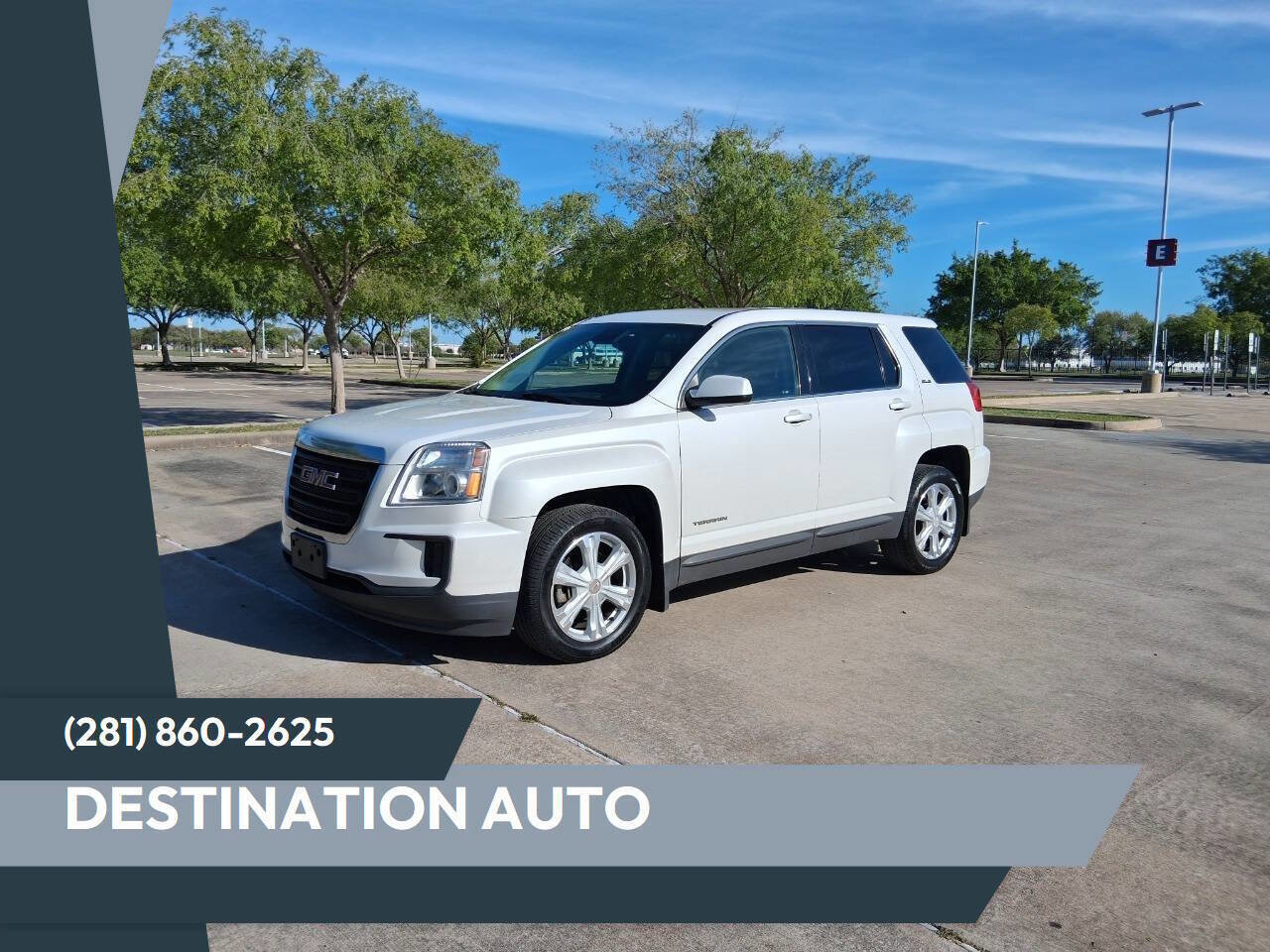 Used 2017 GMC Terrain SLE image 1