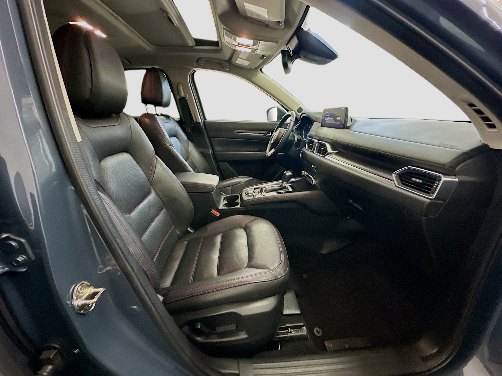 Used 2024 MAZDA CX-5 Carbon Edition image 33