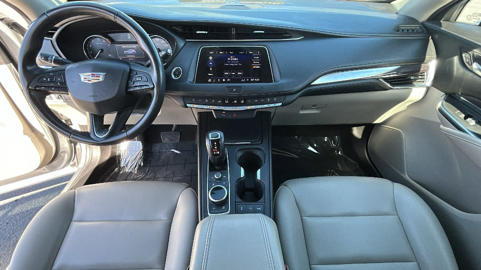 Used 2019 Cadillac XT4 Luxury FWD image 26