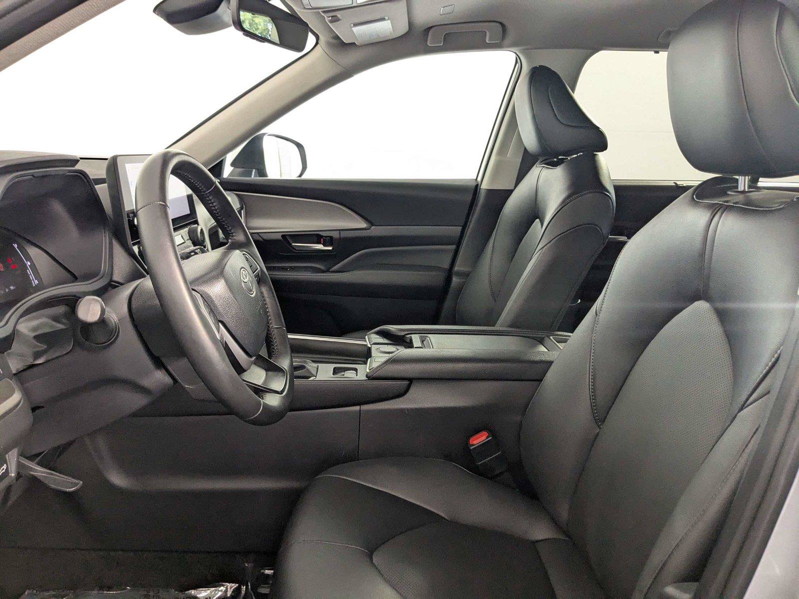 Certified 2026 Toyota Grand Highlander AWD image 11