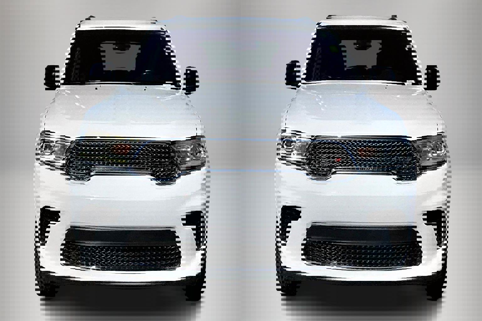 Used 2023 Dodge Durango SXT image 2