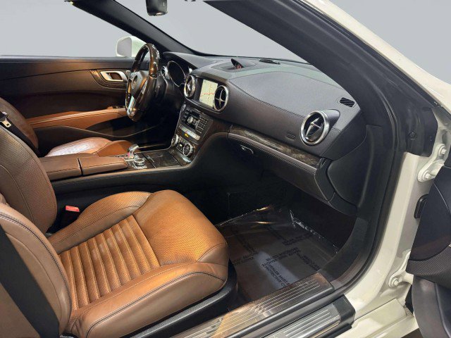 Used 2016 Mercedes-Benz SL 400 image 39