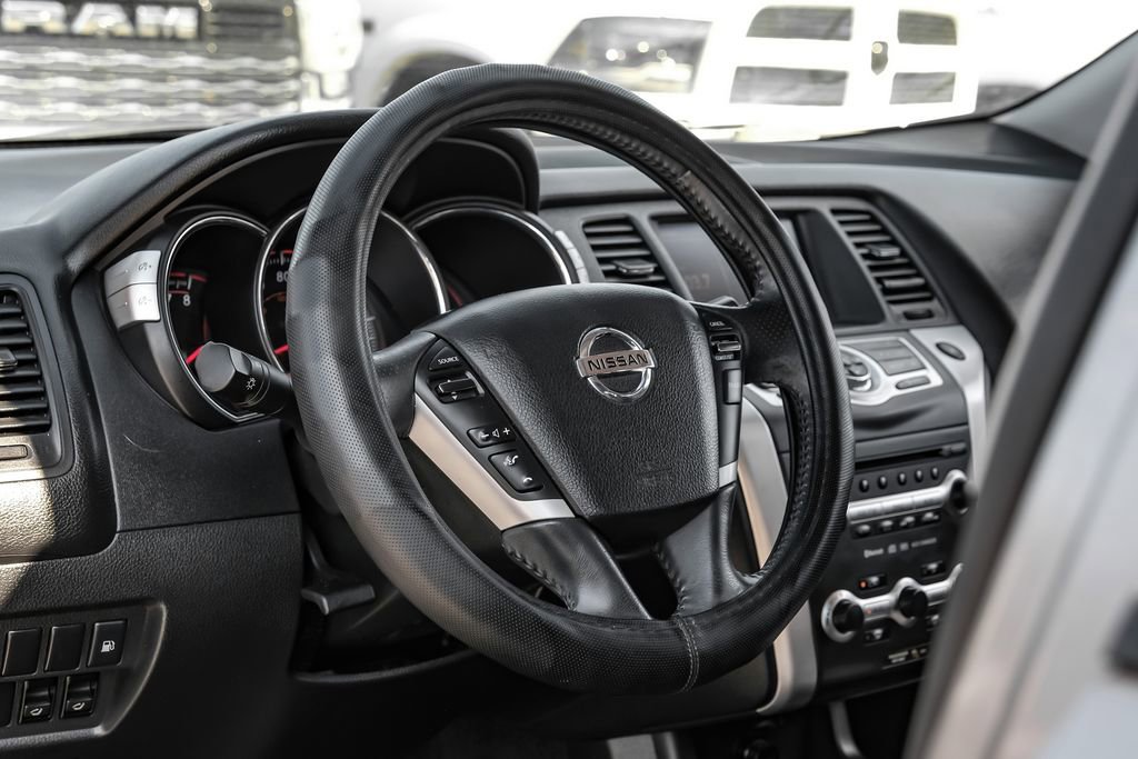 Used 2010 Nissan Murano SL w/ Leather Pkg FWD image 14