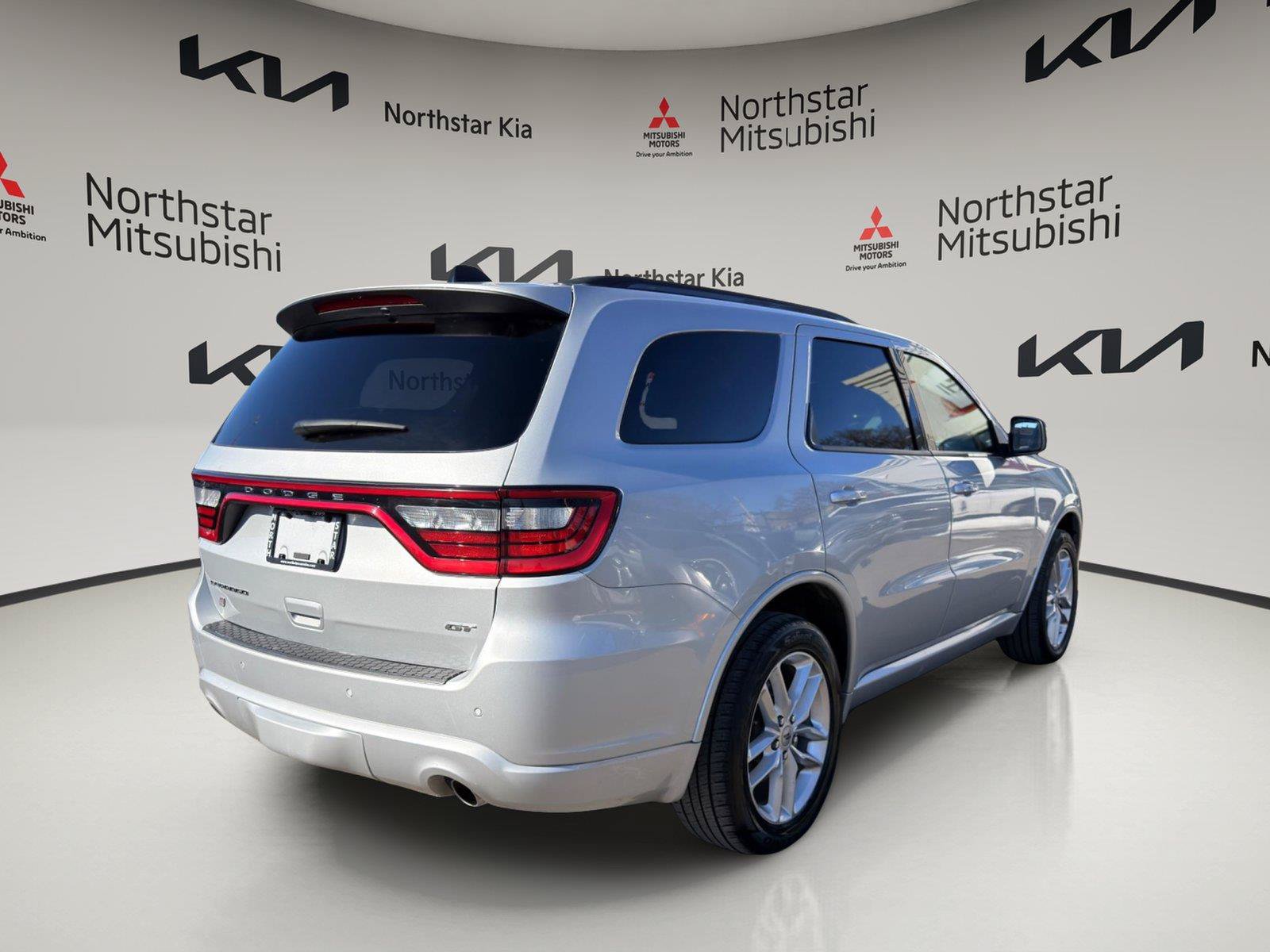 Used 2024 Dodge Durango GT AWD/4WD image 4