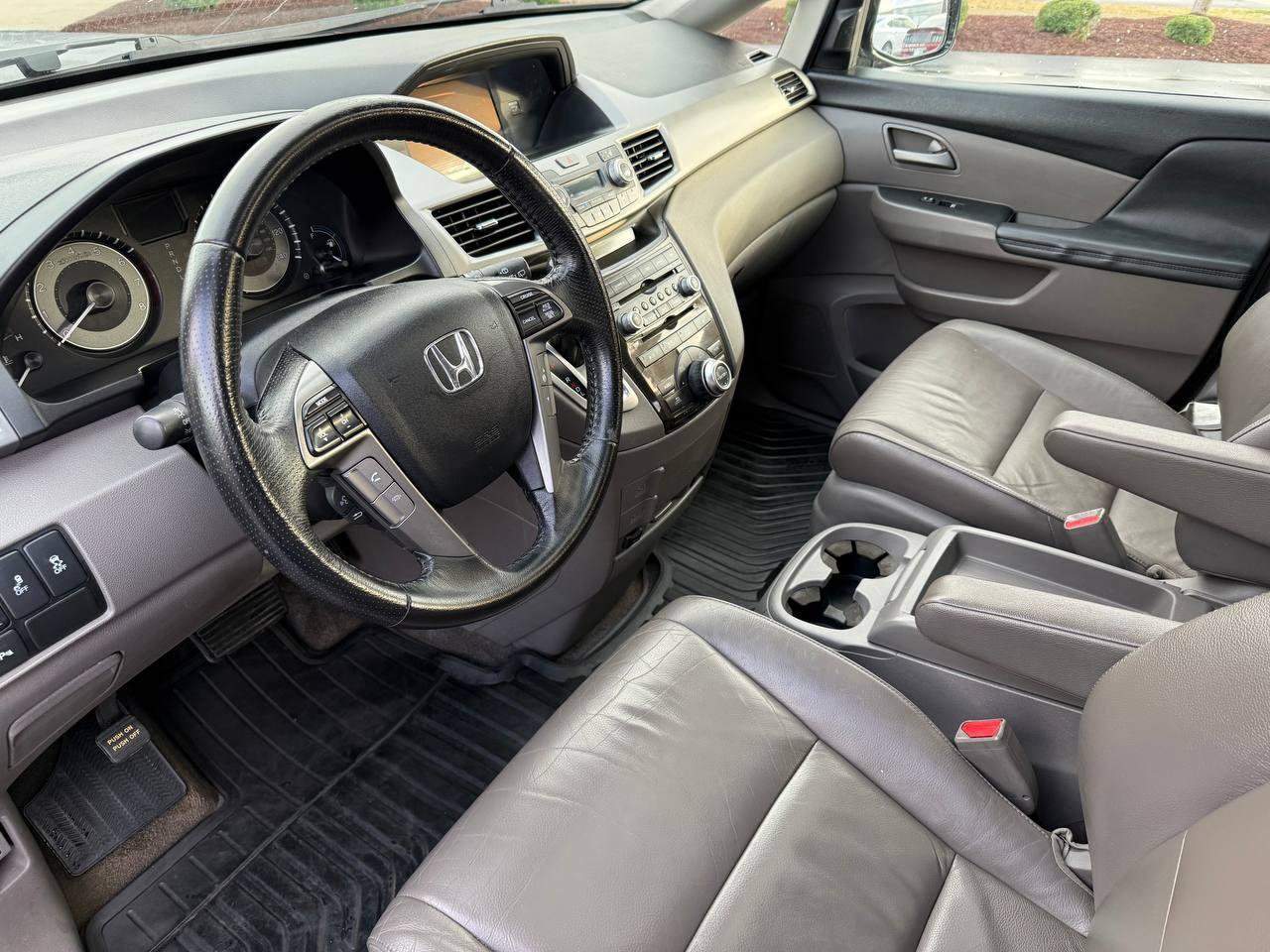 Used 2012 Honda Odyssey Touring image 13