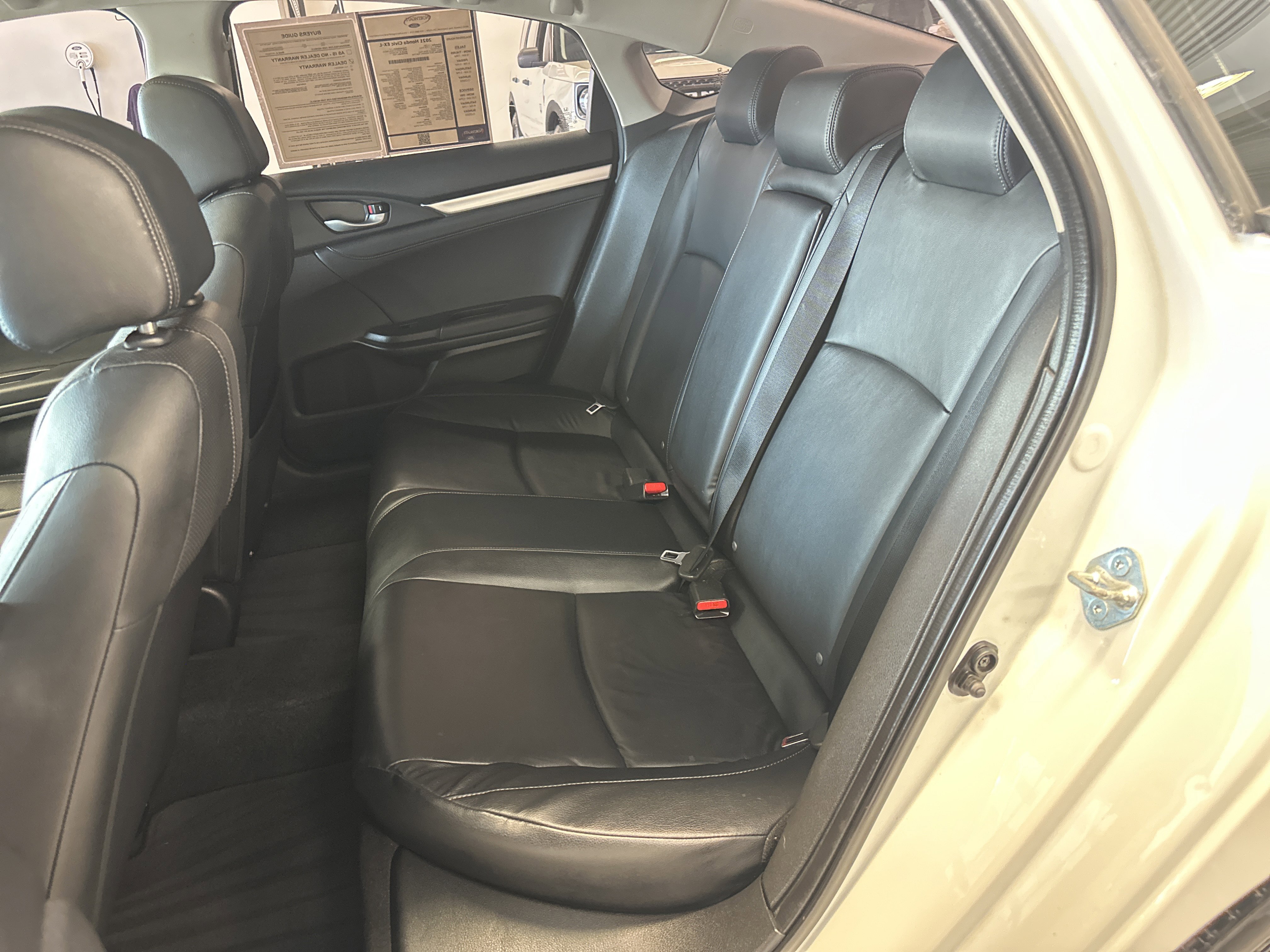 Used 2021 Honda Civic EX-L image 6