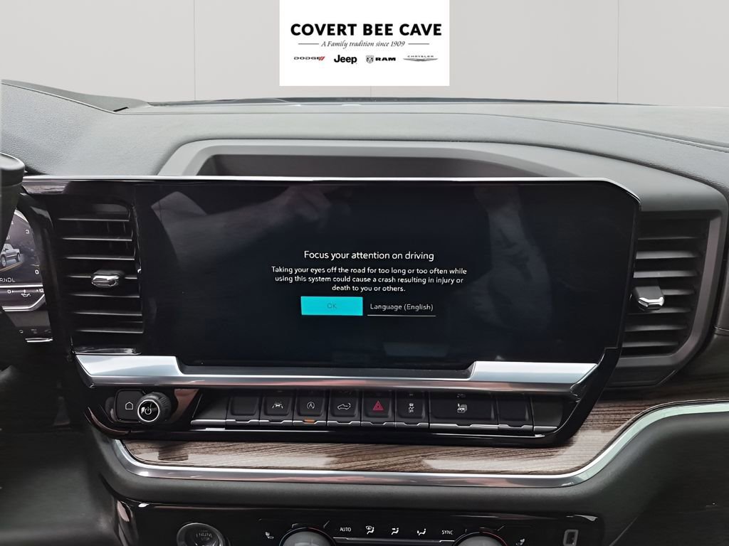 Used 2024 Chevrolet Silverado 1500 RST image 39