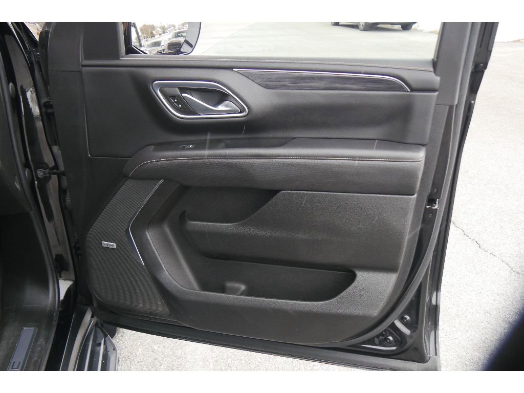 Used 2022 GMC Yukon SLT image 16