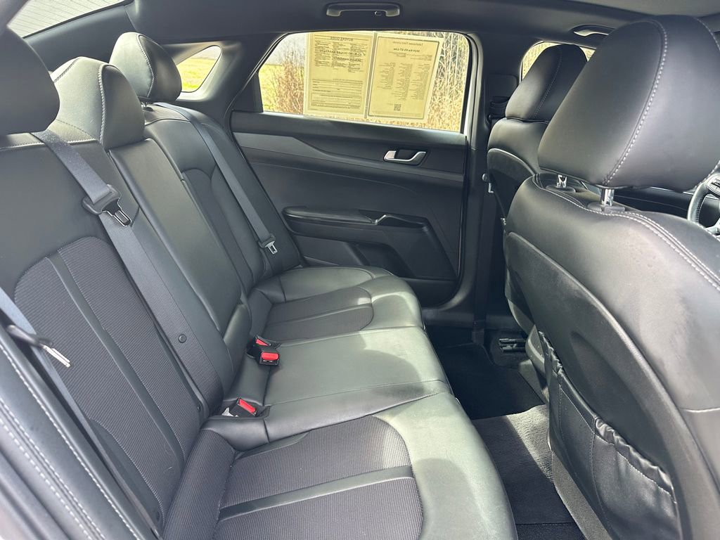 Used 2024 Kia K5 GT-Line image 38