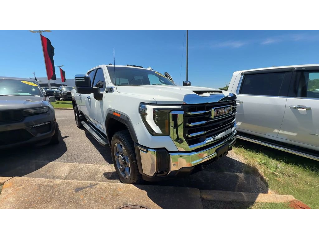 Certified 2025 GMC Sierra 2500 SLT w/ SLT Premium Package AWD/4WD image 4