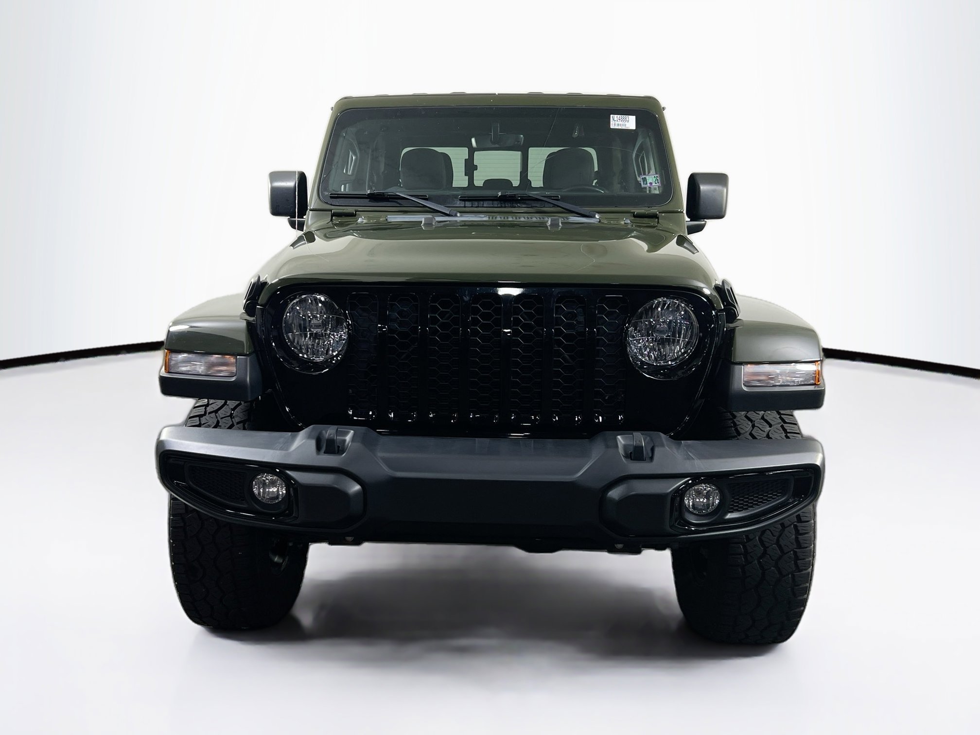 Used 2022 Jeep Gladiator Willys image 2