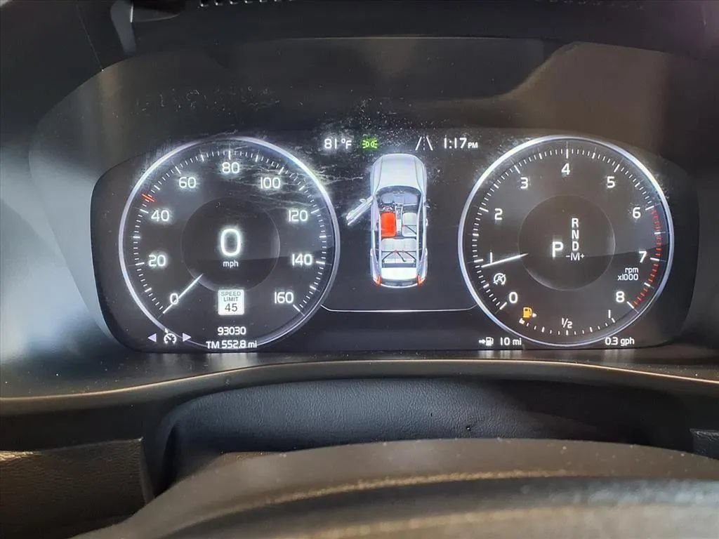 Used 2021 Volvo XC40 T4 Momentum FWD image 26