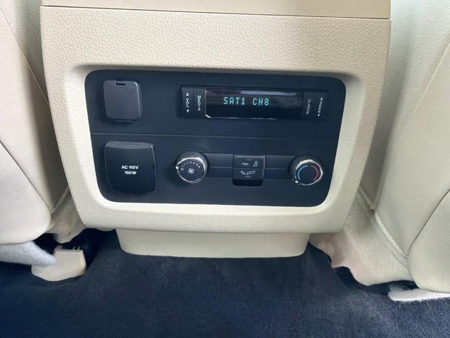 Used 2017 Ford Expedition XLT w/ Equipment Group 202A RWD image 21