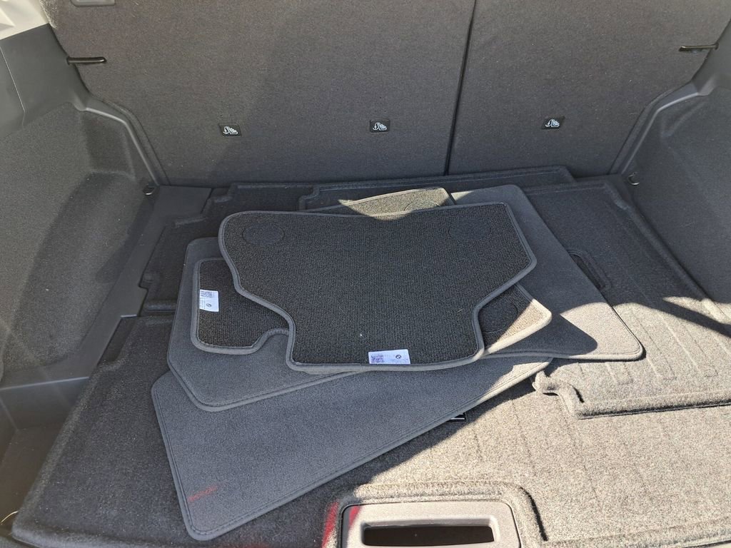 Used 2023 Nissan Rogue Platinum w/ Platinum Premium Package image 26