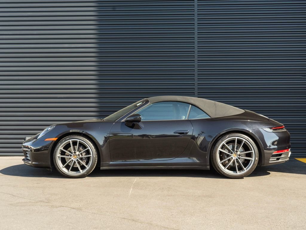 Used 2021 Porsche 911 Carrera image 2