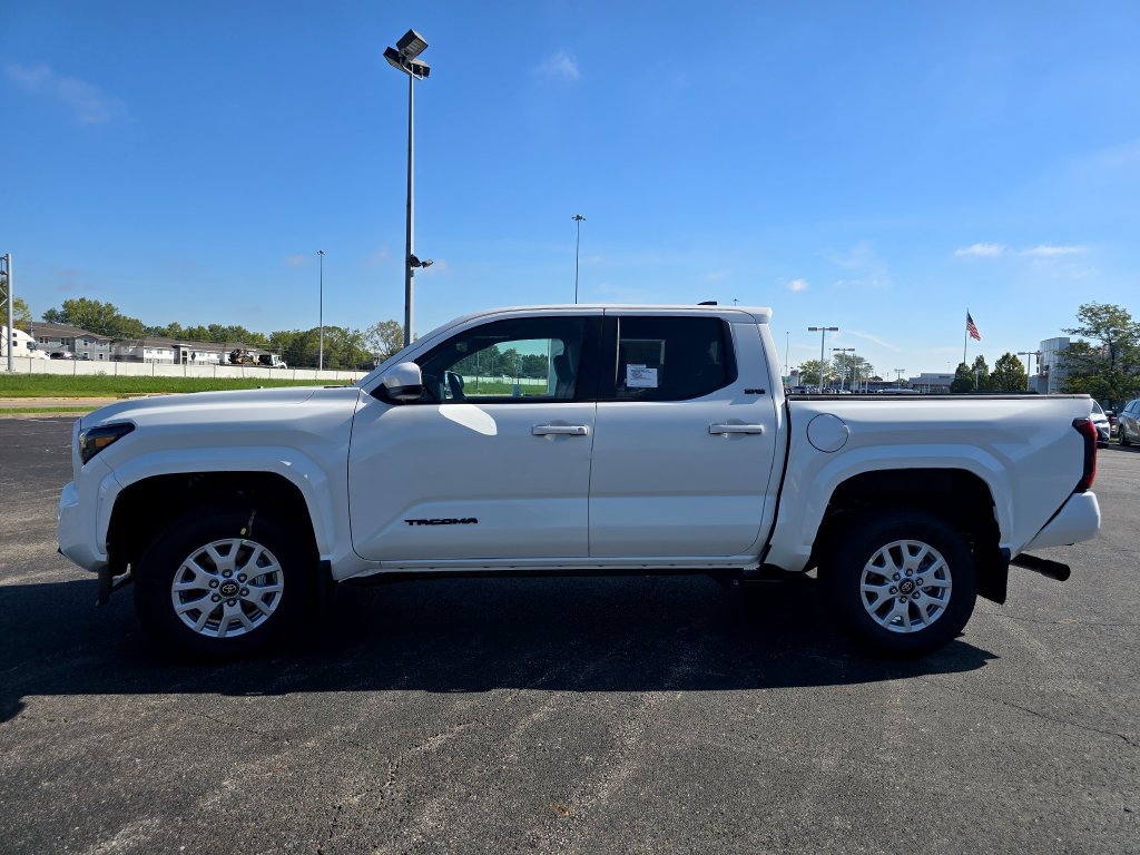 New 2026 Toyota Tacoma SR5 AWD/4WD image 11